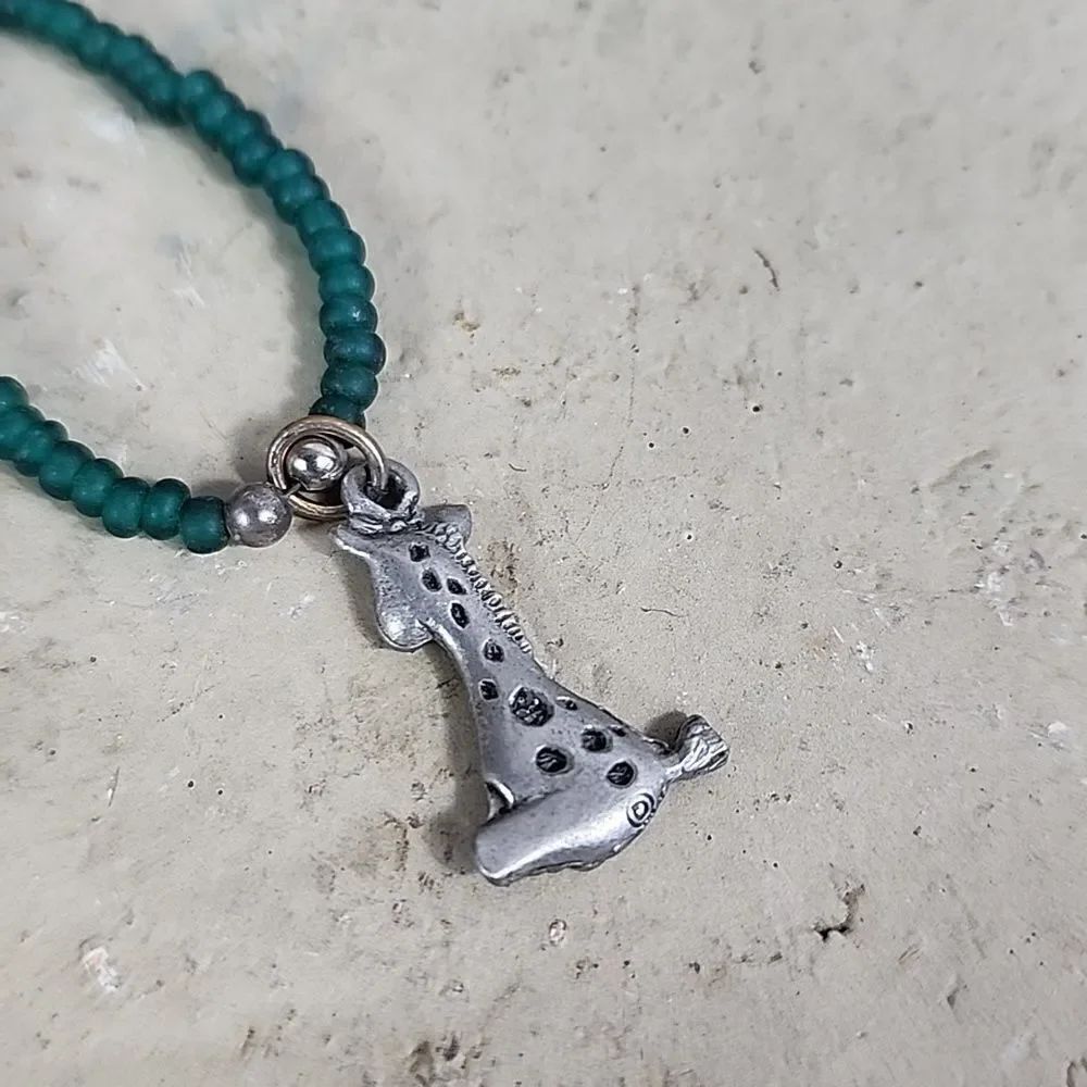Giraffe Necklace with Toggle close - Picture 7 of 8